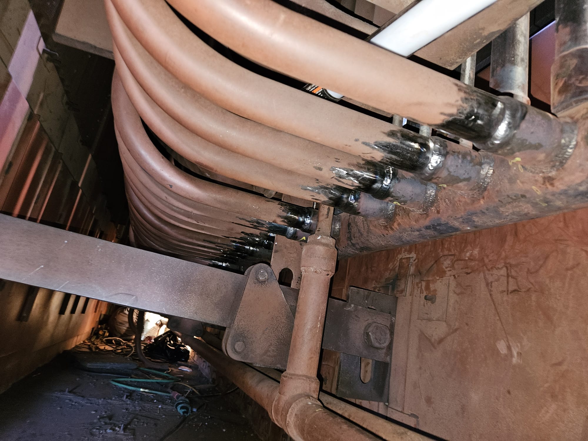 Replacement reheat header with TTHC connections installed at the Wise County plant