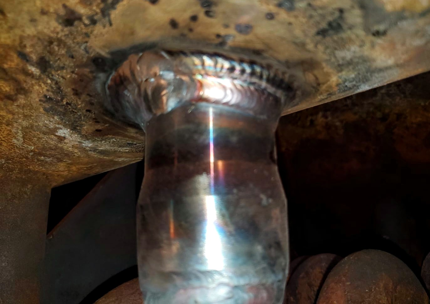 Damaged tube connection requiring repair